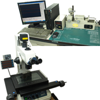 上：歯車噛合試験機、下：測定顕微鏡