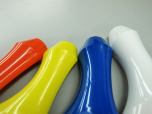 成形品(色違い)