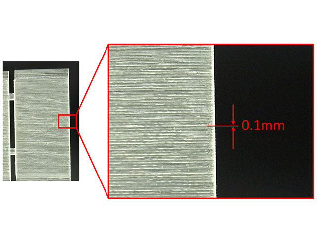 光造形の積層（積層ピッチ0.1mm）